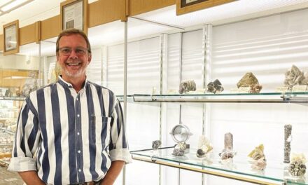 Globally known mineralogist joins museum