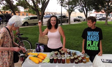 Farmers market sees new payment options