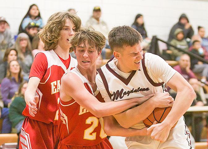No. 1 Magdalena advances to district title tilt with 64-31 win over Quemado