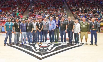 1998 Socorro state champions honored during 3A title game