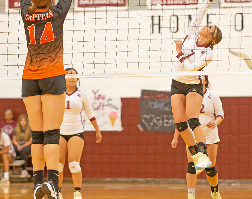 PHOTO GALLERY: Magdalena Steers volleyball hosts Capitan