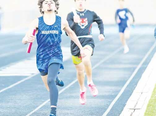 Warriors and Cougars take part in Ruidoso’s invitational meet